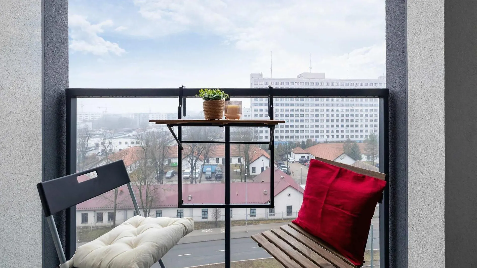 Modern And Bright Apartment With Air Conditioning & Parking By Noclegi Renters Krakow